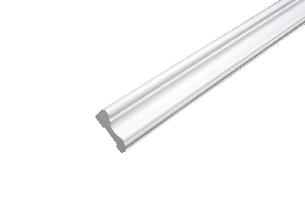 Cimaise - Prêt à installer - Fauxwood Blanc - 5/8 po. x 13/16 po. x 8 pi