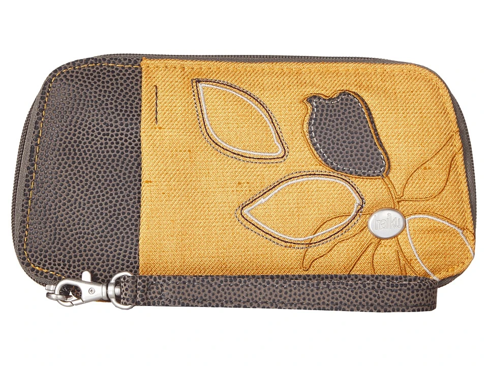 Women's Fortitude Clutch Handbag In Amber Gold - Stylish And Versatile
