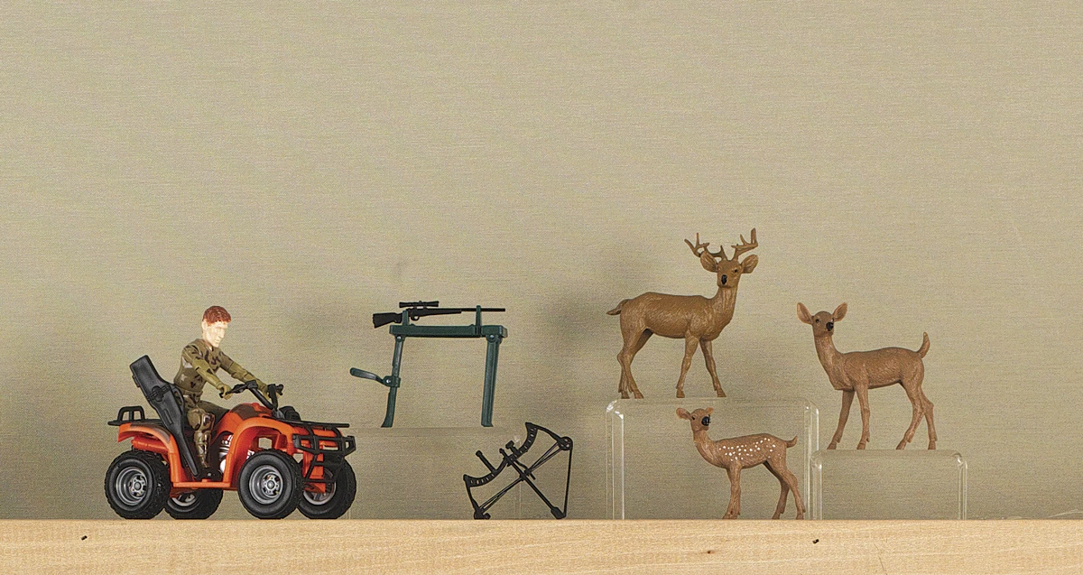 50700 Toy Hunting Set 4 Pack With Deer And Four Wheeler