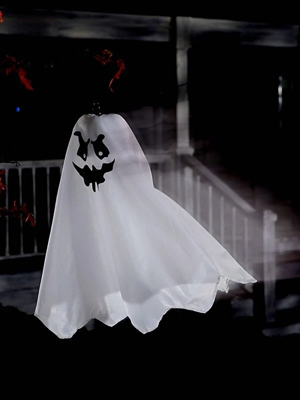 Battery Operated Flying Ghost Halloween Decoration With Cable And String