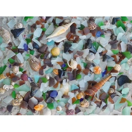Heritage Puzzle Inc. Beach Treasure Jigsaw Puzzle 550-piece