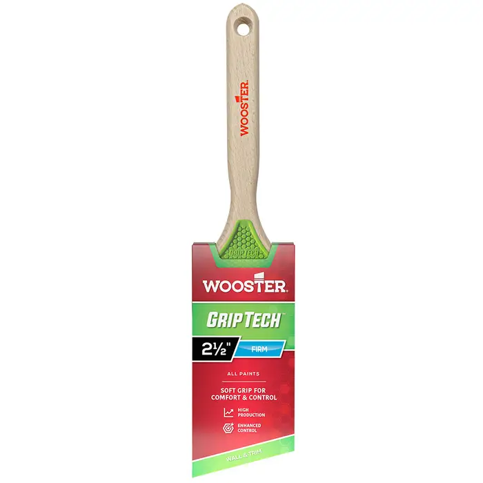 Wooster GripTech 2-1/2 In. Angle Sash Paintbrush