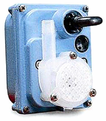 Water Pump, Submersible, Oil-Filled, 170-GPH