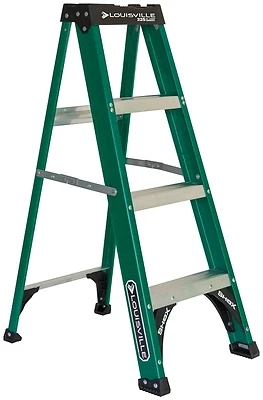 Louisville FS4004 Step Ladder, 4-Ft., 225-Lb. Type II