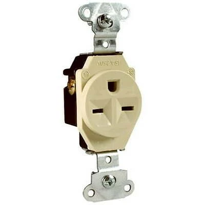 Pass & Seymour 15A Heavy-Duty Single Outlet