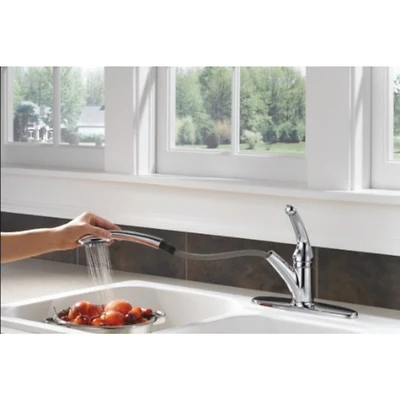 Delta Signature 470-PROMO-DST Pull-Out Kitchen Faucet, Chrome, Soap Dispenser