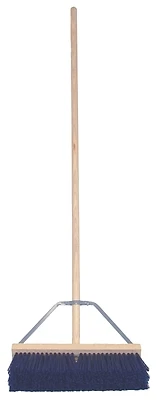5015-3 Street/barn Broom With Polypropylene Bristle And Hardwood Block
