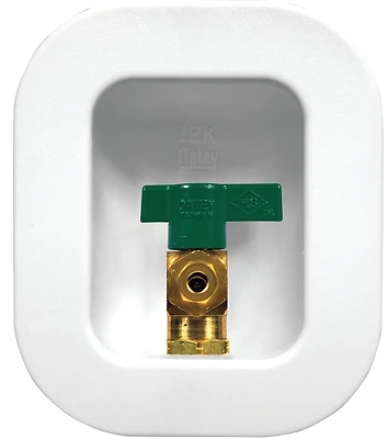 39133 Icemaker Outlet Box With Nails, 4 In H X 3.25 In W X 2.5 In D