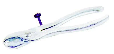 Seymour 69045 Hog Ringer Pliers, Cast Iron Jaw, 6-1/2 In.