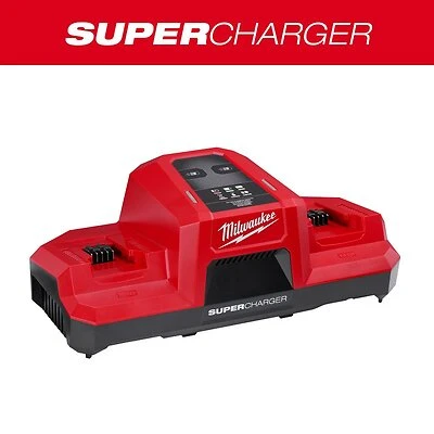 Milwaukee 48-59-1815 M18 Dual Bay Simultaneous Super Battery Charger