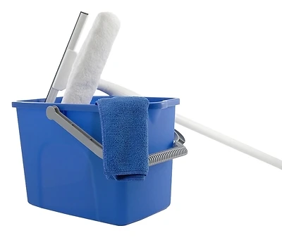 978900 Window Washing Starter Kit With Collapsible Pole, Bucket, And Microfiber Cloth