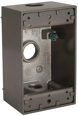 Single Gang 1/2 In. 3-outlet Bronze Aluminum Weatherproof Outdoor Outlet Box