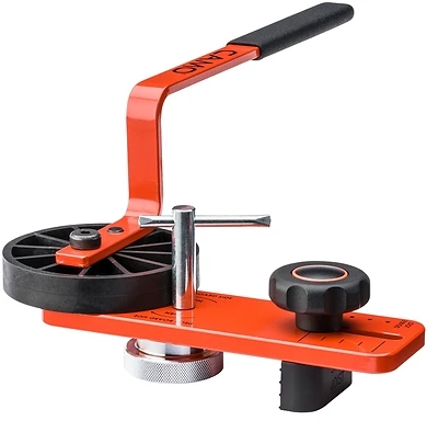 Lever Deck Board Bending And Locking Tool For Fastening And Straightening