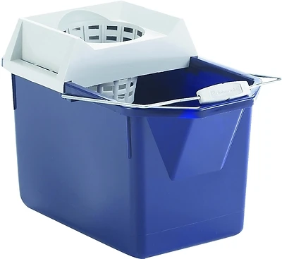 Rubbermaid RCP6194STL 15 Qt. Pail and Mop Strainer with Detachable Wringer