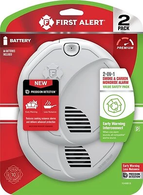 First Alert 1046813 Wireless Interconnect Smoke & CO Alarm, Photoelectric, 10-Year Battery