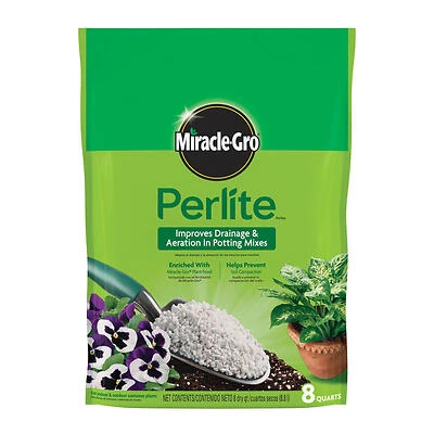 Miracle‑Gro Perlite – 8‑Quart Aerating Soil Amendment