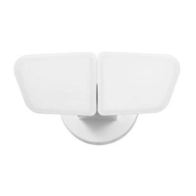 Globe Dusk-to-Dawn LED Security Flood Light – 2200 Lumens, 4000K Daylight White, Weather‑Resistant Plastic Fixture