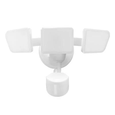 Globe 17000206 Led Security Flood Light, 3200 Lumens, 4000k, Motion Activated