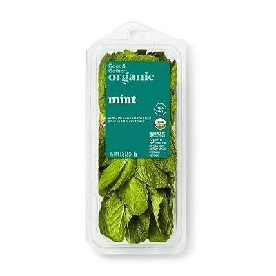 14.6 oz Mint & Floral Scented Soy Candle – Long‑Burn Luxury