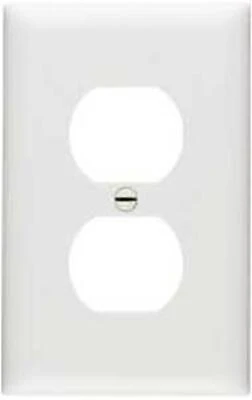 Pass & Seymour TradeMaster TP Series TP8WCP10 Wallplate, 4-11/16 in L, 2.937 in W, Standard, 1-Gang, Nylon, White
