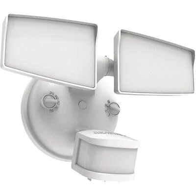 Halo 3‑In‑1 White Plastic LED Security Floodlight – Motion, Dusk‑to‑Dawn & Adjustable Brightness