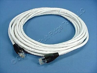 Heavy‑Duty 15A 125V Locking Electrical Connector – Secure Panel‑Mount Solution